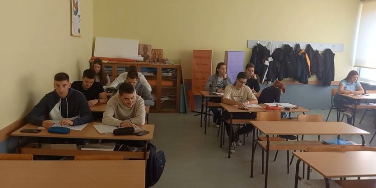 Veliko interesovanje za nastavu na engleskom: Počinju prijave za polaganje prijemnog za specijalizovane škole