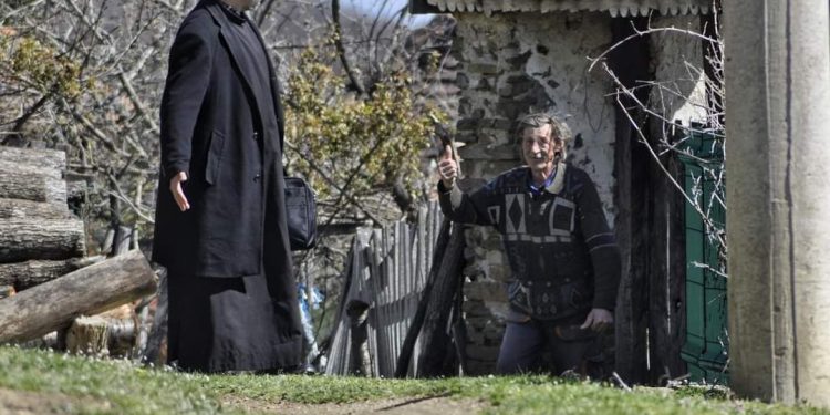 Ljubičevac, svećenje Vaskršnje vodice sa Sveštenikom Stragarskim Jovom