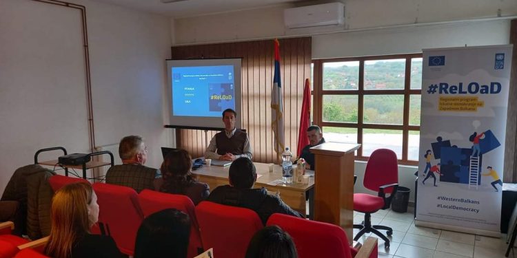 Infosesija u Vizitorskom centru u Topoli “Regionalni program lokalne demokratije na Balkanu 2- RELOAD 2”