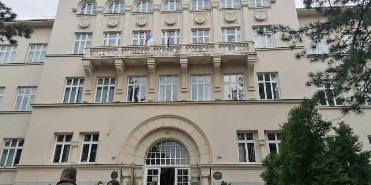 Učenice SŠ Kralj Petar I iz Topole učestvovale na takmičenju u Vranju, Magdalena Marković osvojila drugo mesto