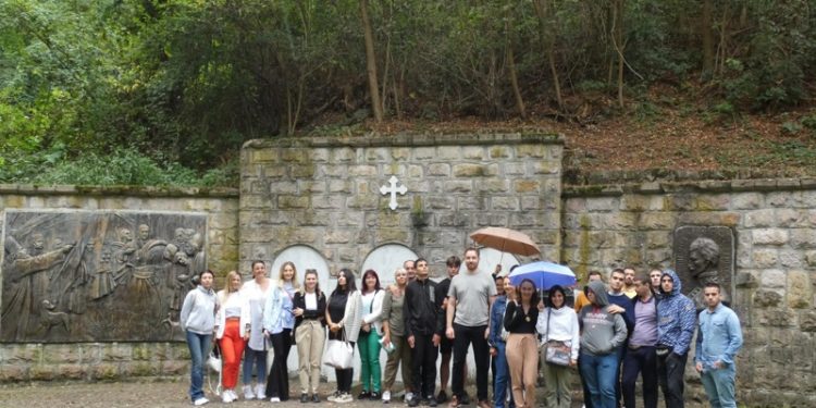 PROJEKAT “Investment in Serbia” – “Privredeni potencijali šumadijskog okruga”