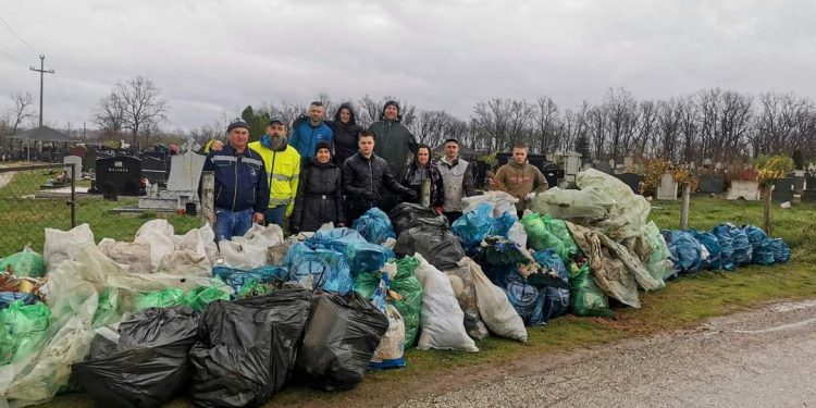 U Topoli održana akcija ZAVRNI RUKAVE na dve lokacije