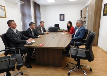 Ministar za dijasporu posetio opštinu Topola