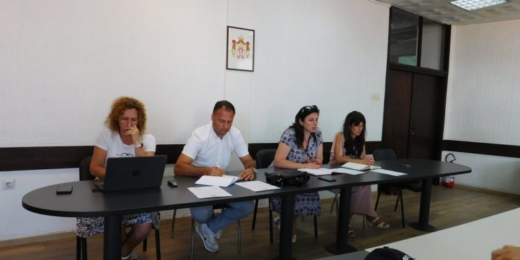 Topola: održana vanredna sednica Opštinskog štaba za vanredne situacije