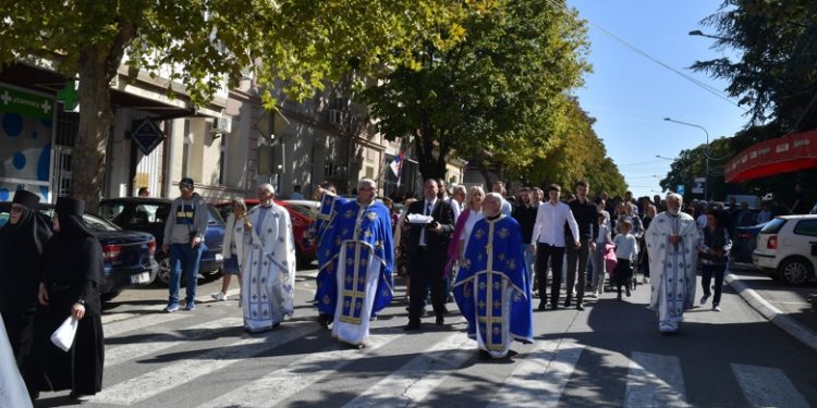 Topola: Dan opštine, slava Rođenje Presvete Bogorodice – Mala Gospojina (FOTO-VIDEO)