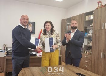 Opština Topola potpisala protokol o saradnji za takmičenje Ritam Evrope za sledeću godinu (Foto & Video)