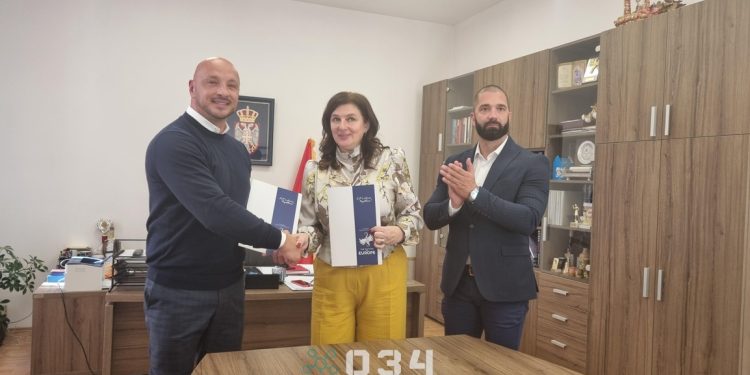 Opština Topola potpisala protokol o saradnji za takmičenje Ritam Evrope za sledeću godinu (Foto & Video)