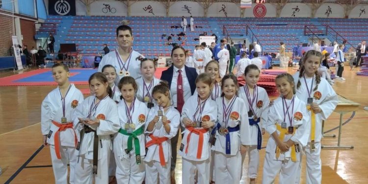 23 medalje za Šumadija karate dođo na2. Kvalifikacionom turniru za JKA Prvenstvo Srbije