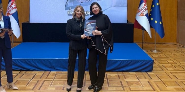 Topola: Potpisan ugovor o sufinansiranju programa energetske sanacije porodičnih kuća i stanova